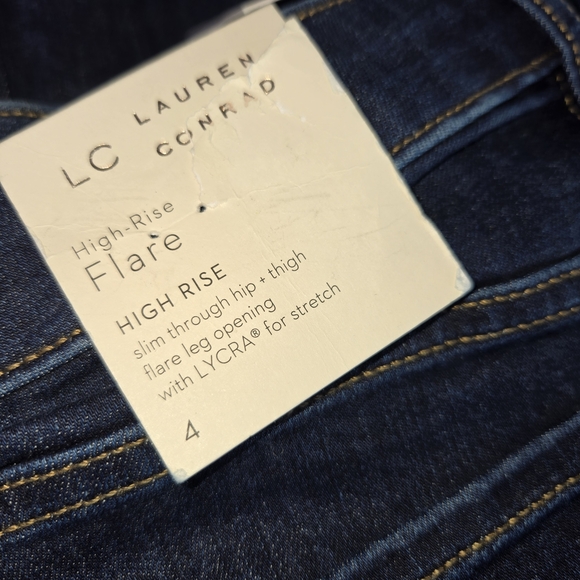 LC Lauren Conrad NEW Super High-Rise Flare Jeans - Size 4 - Picture 4 of 8